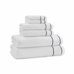 White & Black Newbury Bath Towel